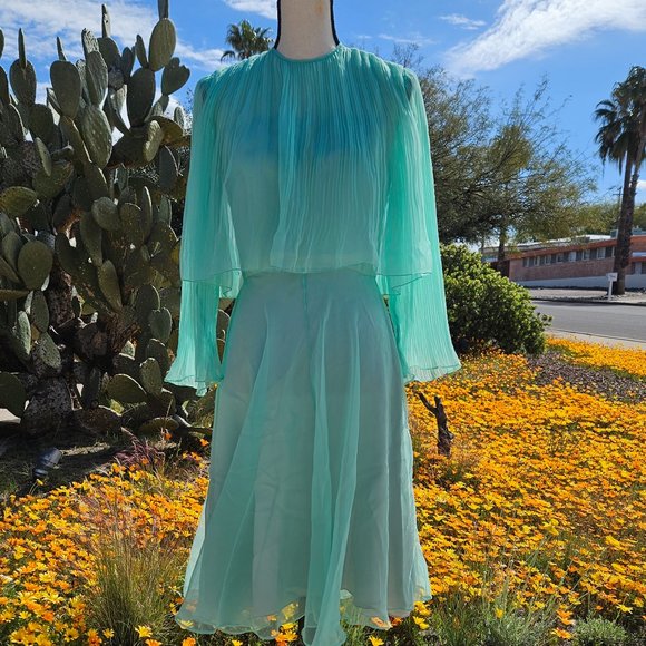 Vintage Green Occasion Dress by Rona New York - Picture 1 of 5